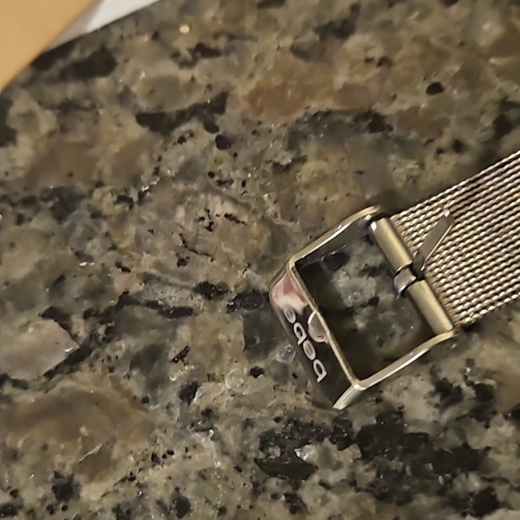 Watch - Picture 4 of 4